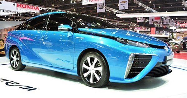 Toyota store mirai motor