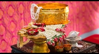 พิธีรดน้ำสังข์