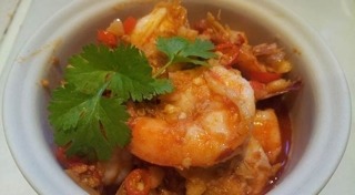 กุ้งผัดผงกะหรี่