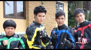 ป๊อป ฐากูร