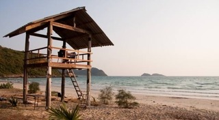 ทะเลสัตหีบ