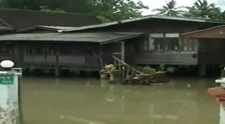 น้ำท่วมปทุมธานี