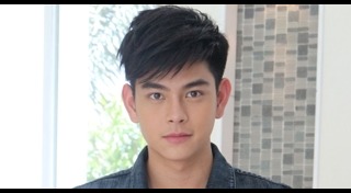 เอี๊ยง สิทธา