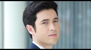 เหมือนคนละฟากฟ้า