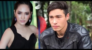 พลอย ปีเตอร์