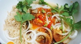 ยำมาม่า