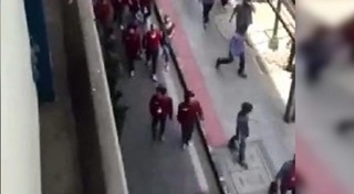 นักศึกษาอุเทนถวาย