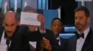 แฟชั่นพรมแดงออสการ์