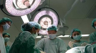 ผ่าตัดสมอง