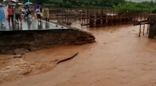 พายุฝนที่จีน
