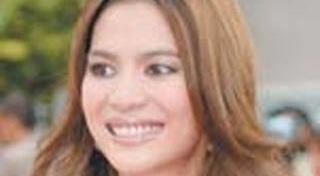 จี๊ด แสงทอง