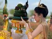 โค้งสุดท้าย ! เลขเด็ดแม่น้ำหนึ่ง ปล่อยหวยเด็ดงวดนี้ 16/8/68 ทั้งเลขชุด 2 ตัว - 3 ตัว
